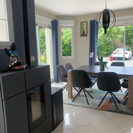 Villa Avec Piscine Aux Portes Du Circuit Des 24 Arnage