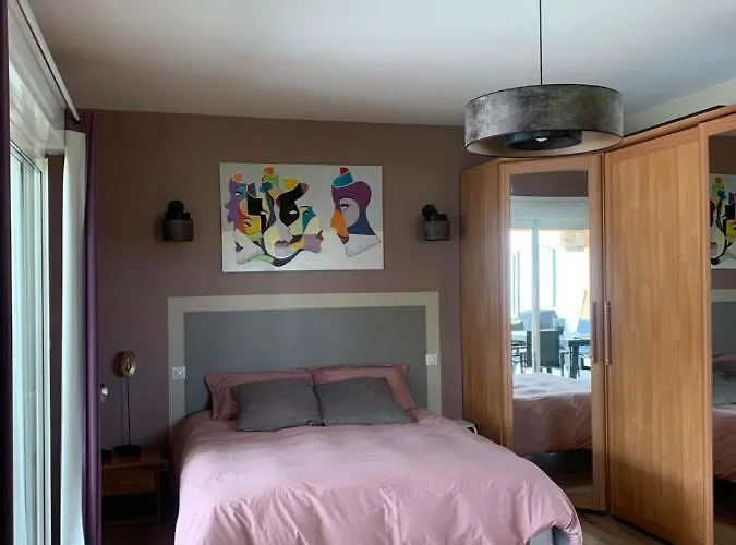 Villa Avec Piscine Aux Portes Du Circuit Des 24 Arnage